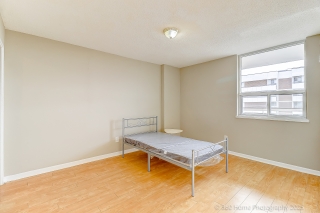 Unit 1107- 1 Royal Orchard Blvd, Thornhill, ON L3T 3C2, Canada, ,  