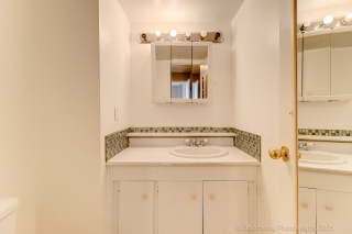 Unit 1107- 1 Royal Orchard Blvd, Thornhill, ON L3T 3C2, Canada, ,  