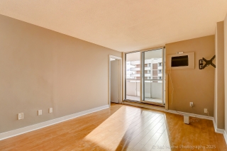 Unit 1107- 1 Royal Orchard Blvd, Thornhill, ON L3T 3C2, Canada, ,  