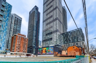 Unit 4115-181 Jarvis St, Toronto, ON M5A 1R9, Canada, ,  