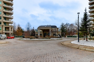 Unit 1510-10 Bloorview Pl, North York, ON M2J 0B1, Canada, ,  