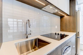 Suite 2208-395 Square One Dr, Mississauga, ON L5B 0P6, Canada, ,  