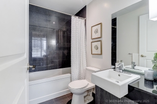 Unit 908-8 The Esplanade, Toronto, ON M5E 0A6, Canada, ,  