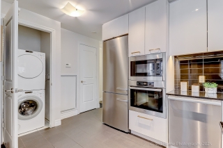 Unit 908-8 The Esplanade, Toronto, ON M5E 0A6, Canada, ,  