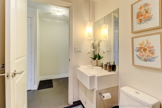 Unit 908-8 The Esplanade, Toronto, ON M5E 0A6, Canada, ,  