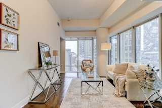 Unit 908-8 The Esplanade, Toronto, ON M5E 0A6, Canada, ,  