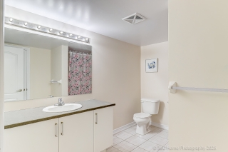 Unit 33-181 Parktree Dr, Maple, ON L6A 5B1, Canada, ,  