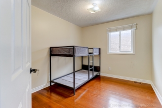 304 Drummond Dr, Maple, ON L6A 3C2, Canada, ,  