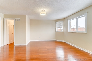 304 Drummond Dr, Maple, ON L6A 3C2, Canada, ,  