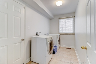 304 Drummond Dr, Maple, ON L6A 3C2, Canada, ,  