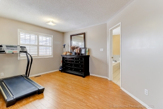 806 White Clover Way, Mississauga, ON L5V 3C5, Canada, ,  