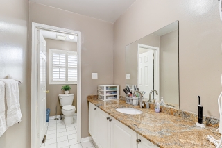 806 White Clover Way, Mississauga, ON L5V 3C5, Canada, ,  