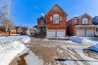806 White Clover Way, Mississauga, ON L5V 3C5, Canada, ,  