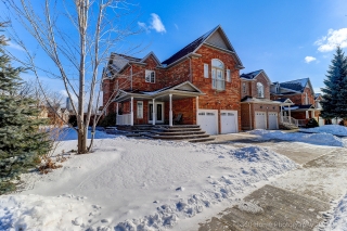 806 White Clover Way, Mississauga, ON L5V 3C5, Canada, ,  