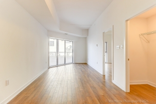 Unit 112-2433 Dufferin St, York, ON M6E 0B4, Canada, ,  