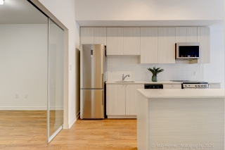 Unit 112-2433 Dufferin St, York, ON M6E 0B4, Canada, ,  