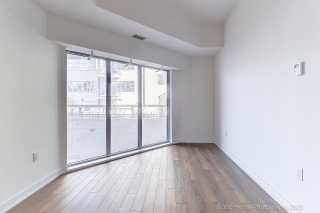 Unit 112-2433 Dufferin St, York, ON M6E 0B4, Canada, ,  