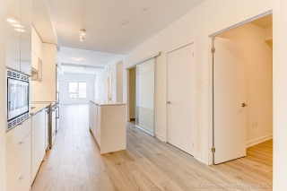 Unit 811-2433 Dufferin St, York, ON M6E 0B4, Canada, ,  