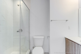 Unit 811-2433 Dufferin St, York, ON M6E 0B4, Canada, ,  