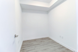 Unit 811-2433 Dufferin St, York, ON M6E 0B4, Canada, ,  