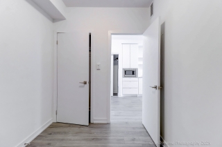 Unit 811-2433 Dufferin St, York, ON M6E 0B4, Canada, ,  