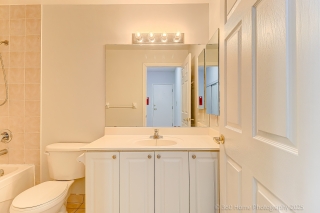 Unit LL70-123 Omni Dr, Scarborough, ON M1P 5A8, Canada, ,  