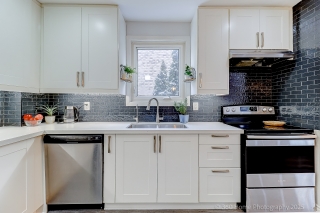 765 Hampton Ct, Pickering, ON L1W 3M3, Canada, ,  