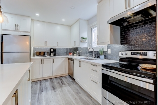 765 Hampton Ct, Pickering, ON L1W 3M3, Canada, ,  