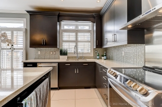 381 Summeridge Dr, Thornhill, ON L4J 8T7, Canada, ,  