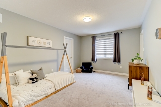 381 Summeridge Dr, Thornhill, ON L4J 8T7, Canada, ,  