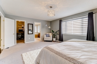 381 Summeridge Dr, Thornhill, ON L4J 8T7, Canada, ,  