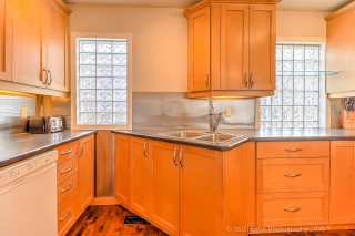 18 Cochrane Dr, Etobicoke, ON M8Z 3Z2, Canada, ,  