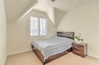 18 Cochrane Dr, Etobicoke, ON M8Z 3Z2, Canada, ,  