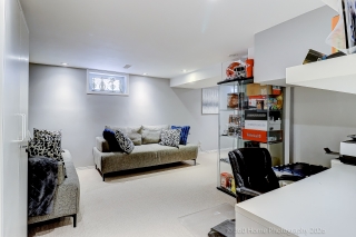 18 Cochrane Dr, Etobicoke, ON M8Z 3Z2, Canada, ,  