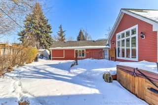 18 Cochrane Dr, Etobicoke, ON M8Z 3Z2, Canada, ,  