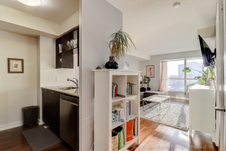 Unit 1117-181 Village Green Square, Scarborough, ON M1S 0K6, Canada, ,  