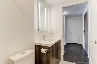 Unit 316-30 Inn On The Pk Dr, North York, ON M3C 0P7, Canada, ,  