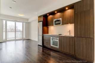 Unit 316-30 Inn On The Pk Dr, North York, ON M3C 0P7, Canada, ,  