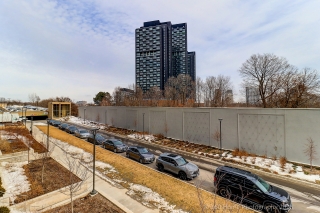 Unit 316-30 Inn On The Pk Dr, North York, ON M3C 0P7, Canada, ,  