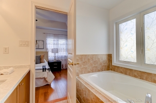 5487 Fudge Terrace, Mississauga, ON L5M 0N1, Canada, ,  