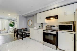 Unit 27-75 Strathaven Dr, Mississauga, ON L5R 3W1, Canada, ,  