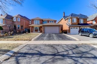 487 Bud Gregory Blvd, Mississauga, ON L4Z 2K7, Canada, ,  