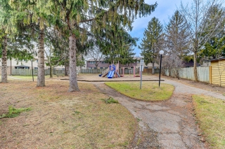 Unit 29-927 Burns St W, Whitby, ON L1N 6J5, Canada, ,  