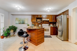 45 Olympia Crescent, Brampton, ON L6X 4W2, Canada, ,  