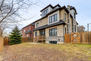 1550 Edencrest Dr, Mississauga, ON L5E 0A5, Canada, ,  