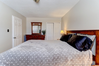 9 Loscombe Dr, Bowmanville, ON L1C 3S8, Canada, ,  