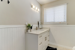 9 Loscombe Dr, Bowmanville, ON L1C 3S8, Canada, ,  