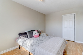 9 Loscombe Dr, Bowmanville, ON L1C 3S8, Canada, ,  