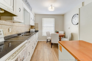 9 Loscombe Dr, Bowmanville, ON L1C 3S8, Canada, ,  