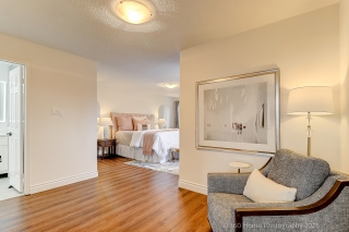 2444 Towne Blvd, Oakville, ON L6H 5X6, Canada, ,  